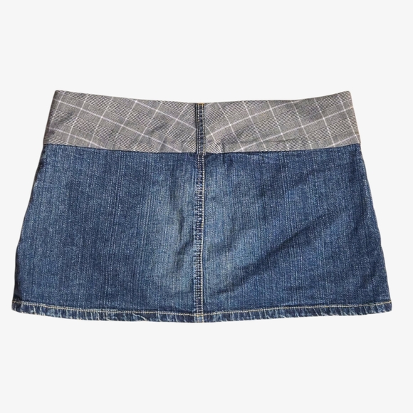 Y2k Rare Heart Moon Star Denim Mini Skirt with Plaid Waistband ! - Picture 3 of 6